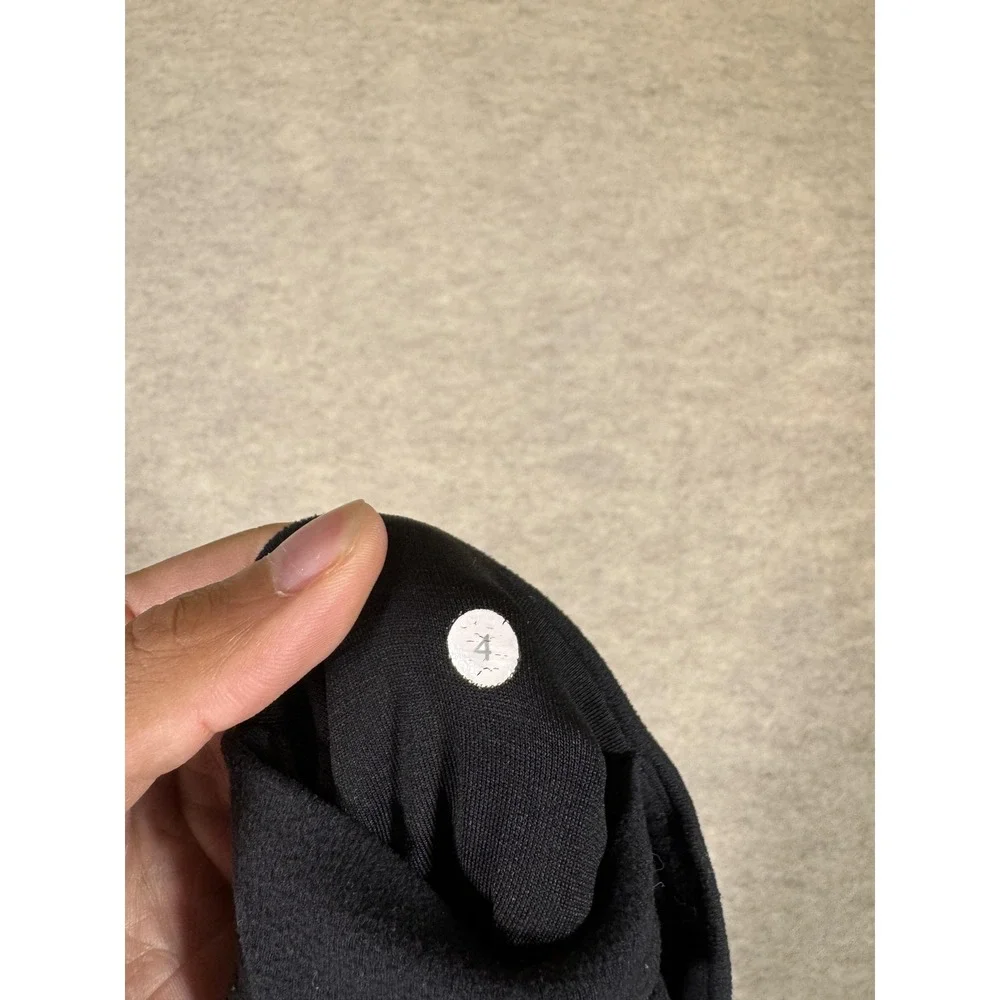 Lululemon Leggings‎ Womens 4 Black Mid Rise Ankle Ruffle Yoga Athletic Gym Pants